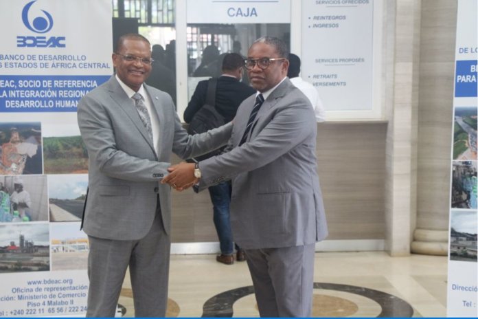 Presidente_BDEAC_FIRMA_Financiacion_Guinea-Ecuatorial